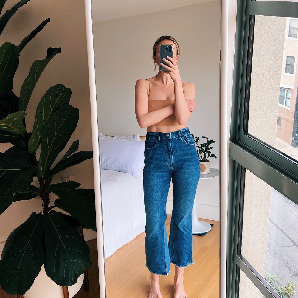 Abercrombie Ultra High Rise Kick Flare Jeans Size 25 / 0